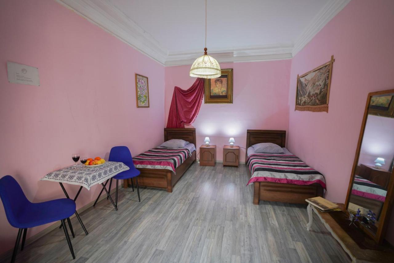 Leon Rooms Tiflis Dış mekan fotoğraf