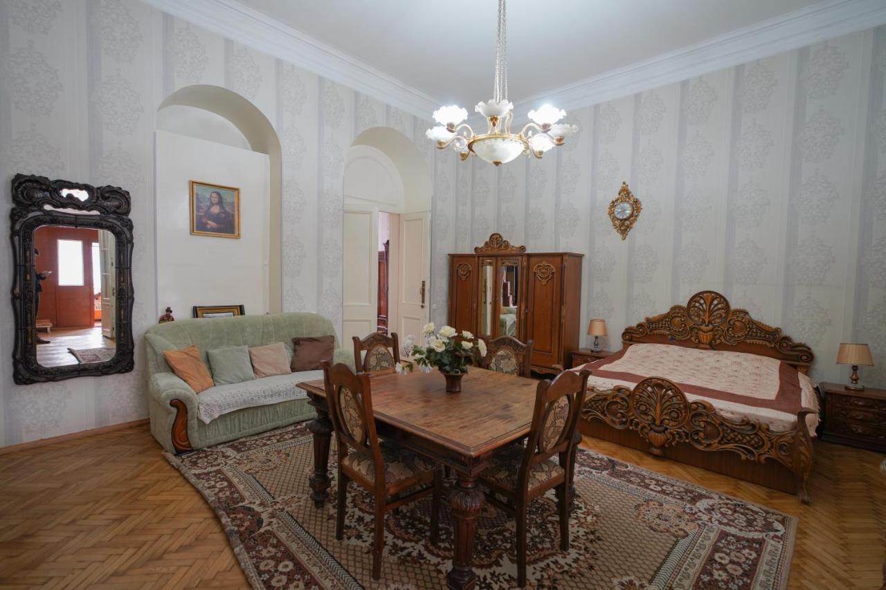 Leon Rooms Tiflis Dış mekan fotoğraf