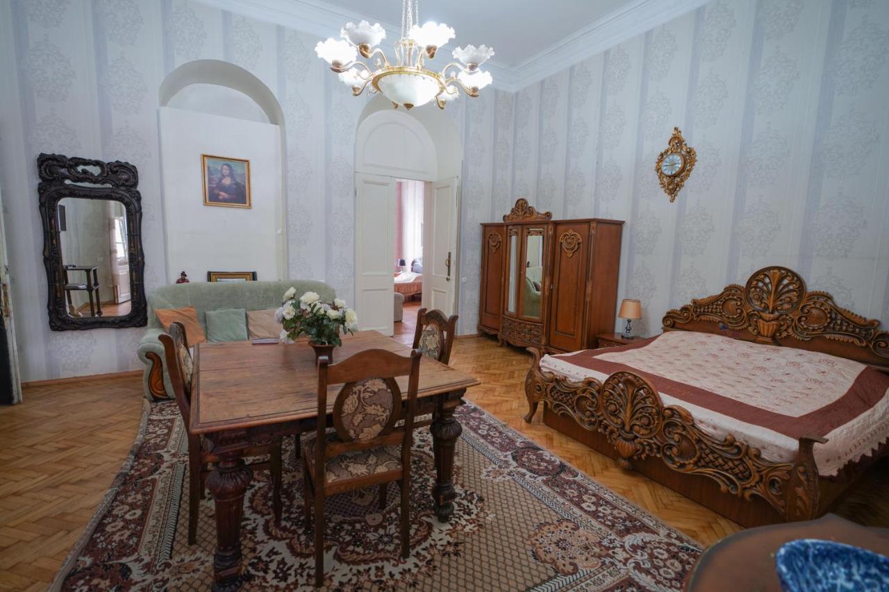 Leon Rooms Tiflis Dış mekan fotoğraf