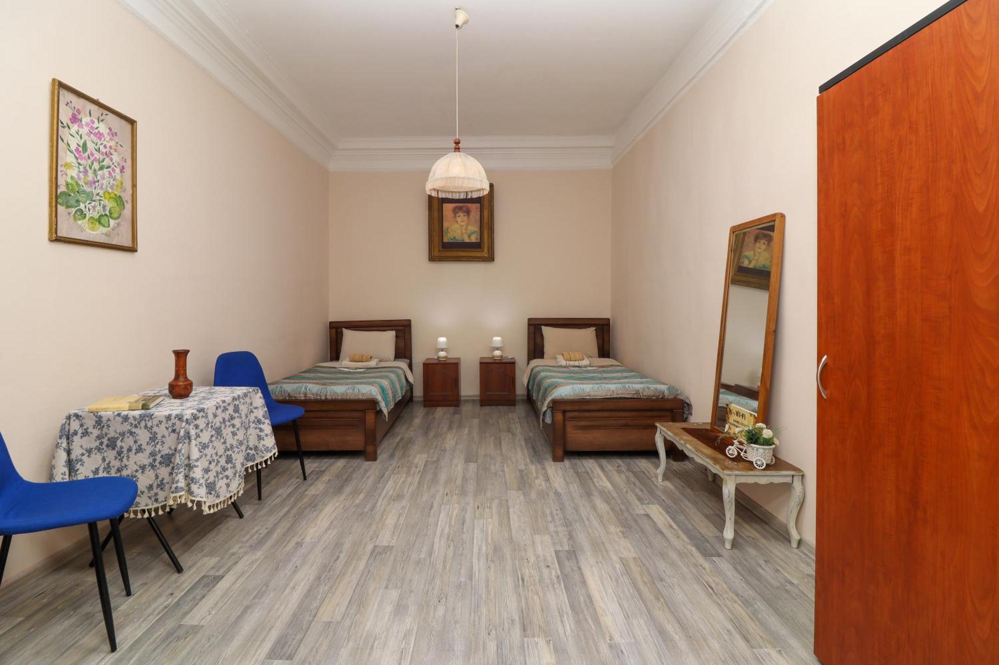 Leon Rooms Tiflis Dış mekan fotoğraf