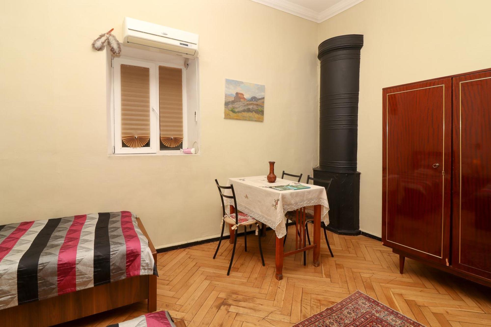 Leon Rooms Tiflis Dış mekan fotoğraf