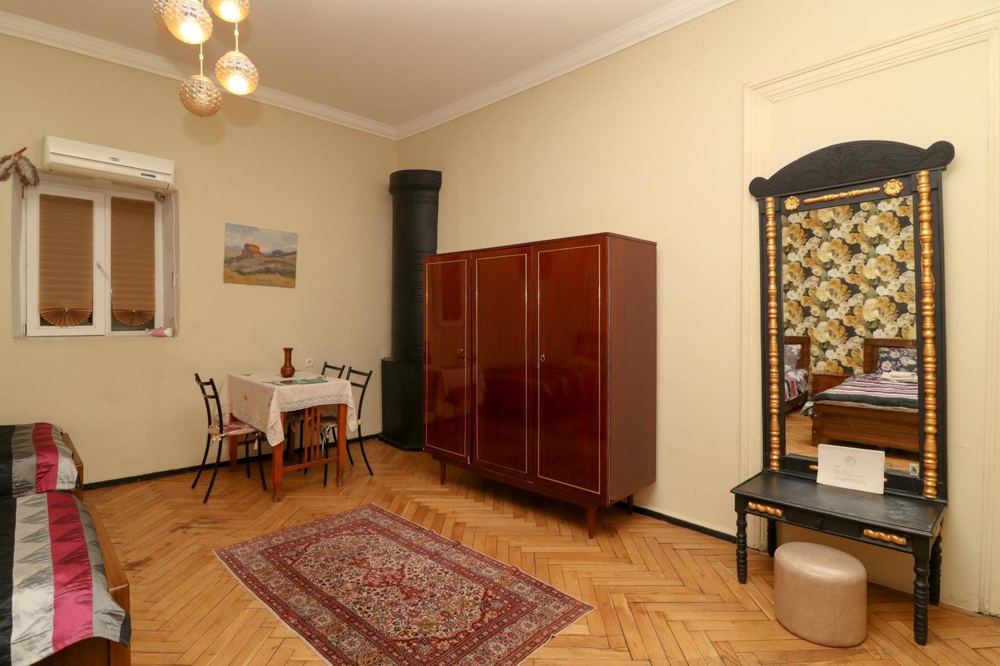 Leon Rooms Tiflis Dış mekan fotoğraf
