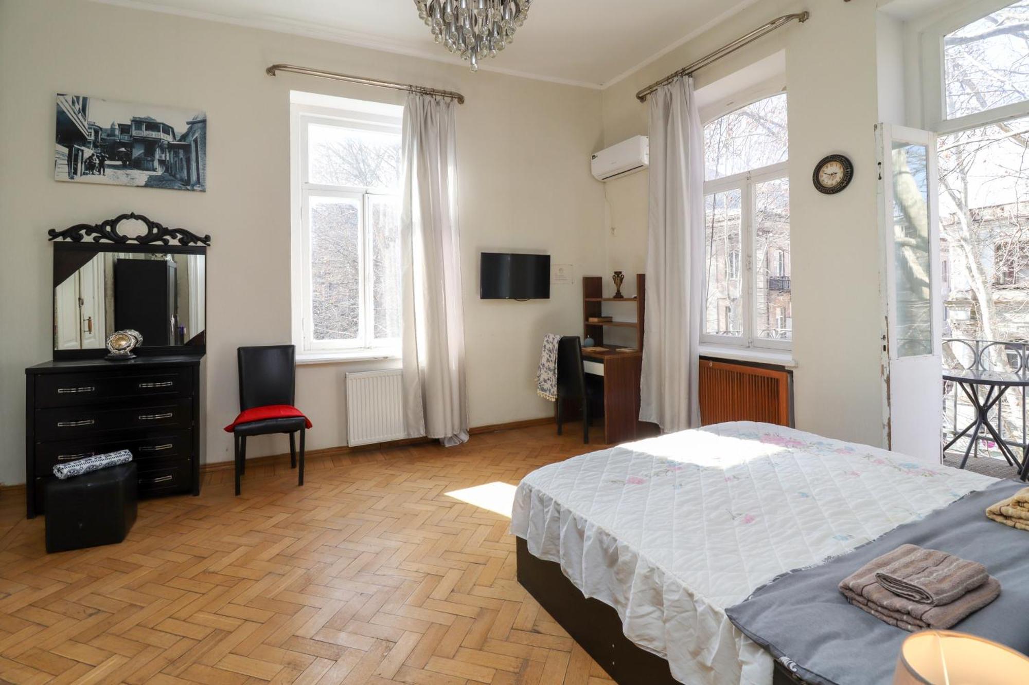 Leon Rooms Tiflis Dış mekan fotoğraf