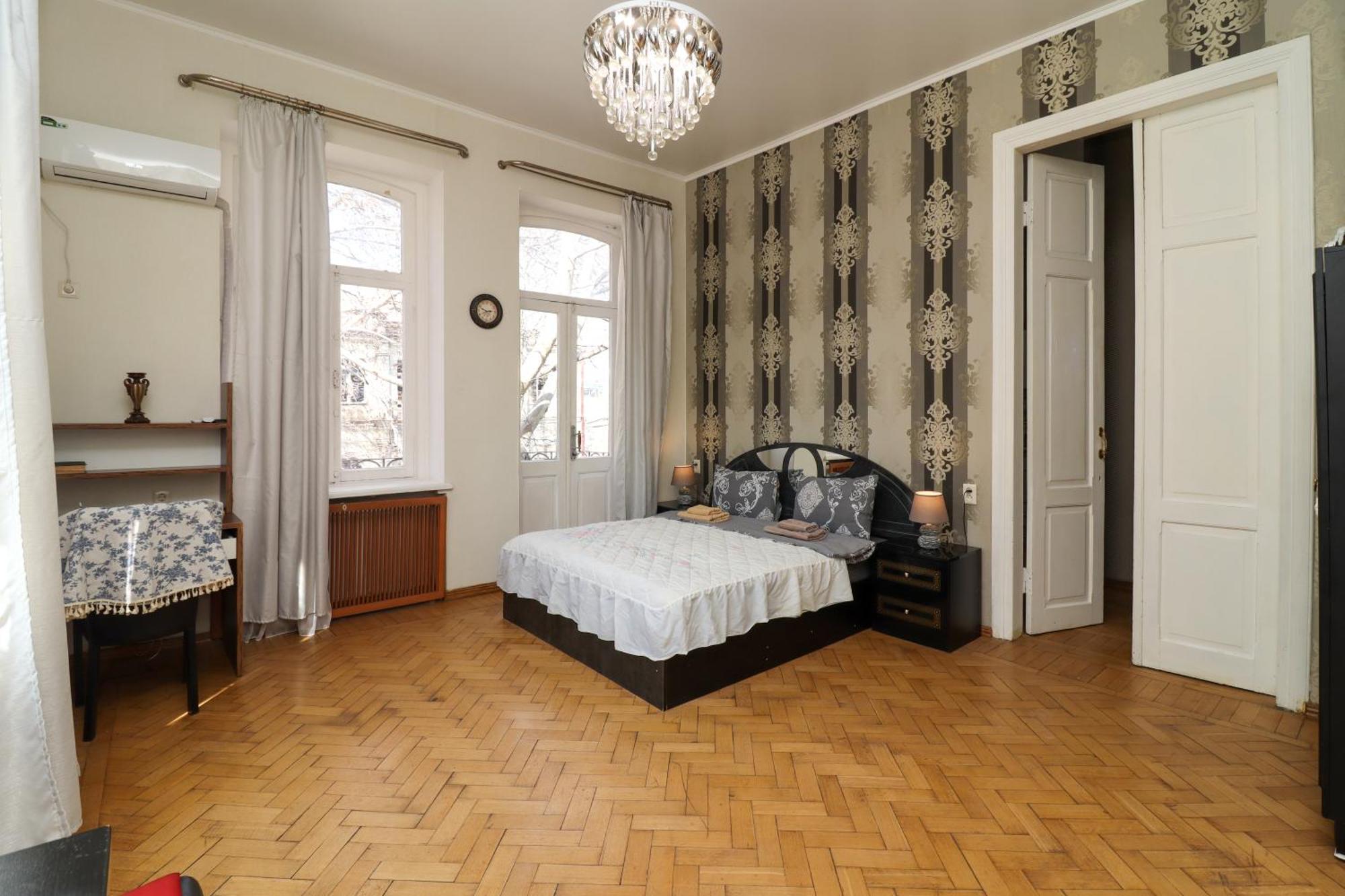 Leon Rooms Tiflis Dış mekan fotoğraf
